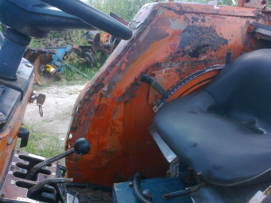 ขายรถไถ KUBOTA L3202DT พร้อมใช้งาน