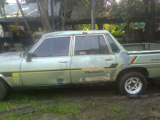 ขายเปอโย 504 กะบะ 4 ประตู ใหญ่ๆยาวๆ ขายเปอโย 504 กะบะ 4 ประตู ใหญ่ๆยาวๆ