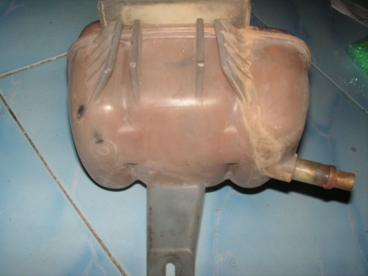 ถังพักน้ำหม้อน้ำ