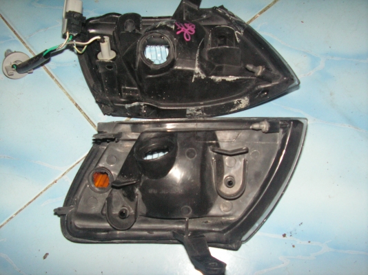 ไฟเลี้ยวคู่หน้า(พี่คมสันอยู่โคราชรับไปดูเเลต่อแล้วครับ) ไฟเลี้ยวคู่หน้า(พี่คมสันอยู่โคราชรับไปดูเเลต่อแล้วครับ)