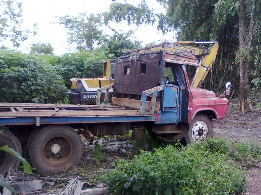 เทเลอร์ หัวยาว  พร้อม pc120 - 3 ราคา850,000  สภาพพร้อมทำงาน