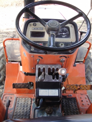 คูโบต้า L2402 4 WD 2 เพลา พร้อมผานพรวน 5 ใบ