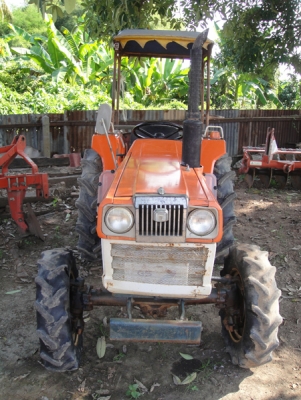 คูโบต้า L2402 4 WD 2 เพลา พร้อมผานพรวน 5 ใบ