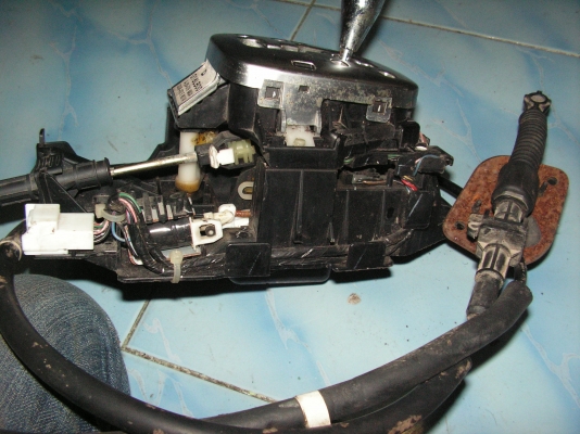 คันเกียร์พร้อมสาย(พี่ที่อยู่ศรีนครินทร์รับไปดูเเลต่อเเล้วครับ) คันเกียร์พร้อมสาย(พี่ที่อยู่ศรีนครินทร์รับไปดูเเลต่อเเล้วครับ)