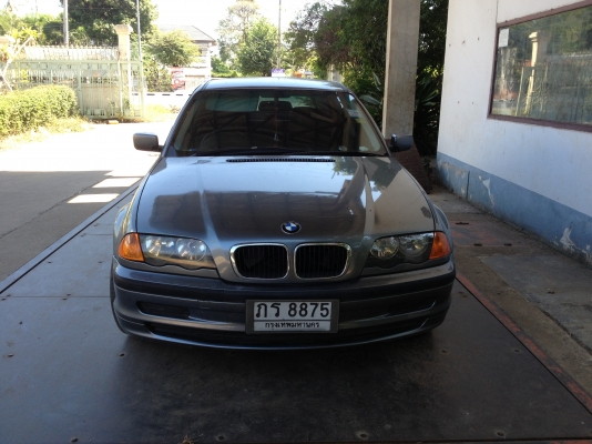 bmw 318i รถบ้าน