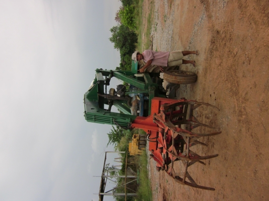 ขายรถคีบ รถไถ Ford 6610 เสื้อลายพร้อมใช้งาน ราคา 420000 ที่อำเภอสีชมพู จังหวัดขอนแก่น สนใจ ติดต่อ ต้น 0885352211 ครับ- ขายรถคีบ รถไถ Ford 6610 เสื้อลายพร้อมใช้งาน ราคา 420000 ที่อำเภอสีชมพู จังหวัดขอนแก่น สนใจ ติดต่อ ต้น 0885352211 ครับ-