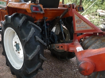 ขายรถไถ KUBOTA L1-24 รถไร่ไม่เคยลงนา สภาพเดิม ๆ ขายรถไถ KUBOTA L1-24 รถไร่ไม่เคยลงนา สภาพเดิม ๆ