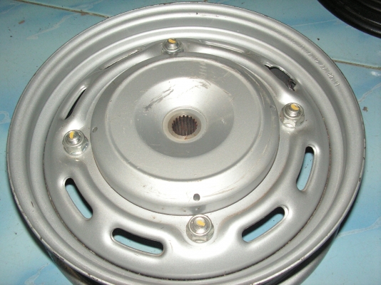 ล้อมอไซค์3ชิ้น ล้อมอไซค์3ชิ้น