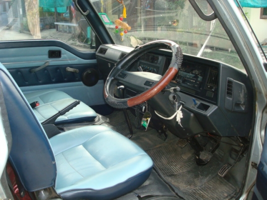 ขายรถตู้