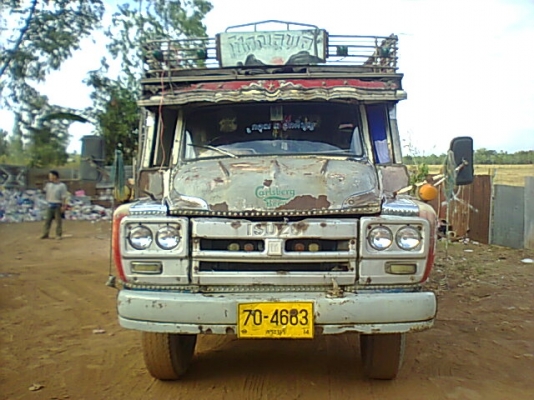 ขาย 10 ล้อหน้ายาวเพลาเดียว เครื่อง 6BB1 145 แรงม้า คัสซีสวยไม่มีบวม เกียร์ JCM   ยางเต็ม ทะเบียนพร้อมโอน ราคาต่อรองได้