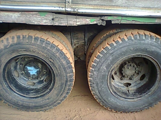 ขาย 10 ล้อหน้ายาวเพลาเดียว เครื่อง 6BB1 145 แรงม้า คัสซีสวยไม่มีบวม เกียร์ JCM   ยางเต็ม ทะเบียนพร้อมโอน ราคาต่อรองได้