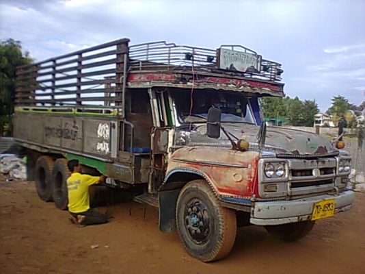 ขาย 10 ล้อหน้ายาวเพลาเดียว เครื่อง 6BB1 145 แรงม้า คัสซีสวยไม่มีบวม เกียร์ JCM ยางเต็ม ทะเบียนพร้อมโอน ราคาต่อรองได้