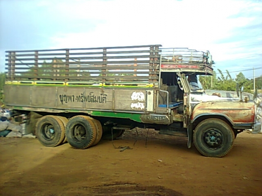 ขาย 10 ล้อหน้ายาวเพลาเดียว เครื่อง 6BB1 145 แรงม้า คัสซีสวยไม่มีบวม เกียร์ JCM ยางเต็ม ทะเบียนพร้อมโอน ราคาต่อรองได้