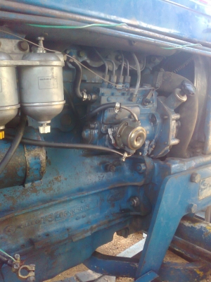 ขาย รถไถฟอร์ด 6600 T3 เครื่องแห้งดี รถไม่ค่อยได้ใช้ พร้อมผานหน้าหลัง ไม่มีเล่มทะเบียน ราคาต่อรองได้