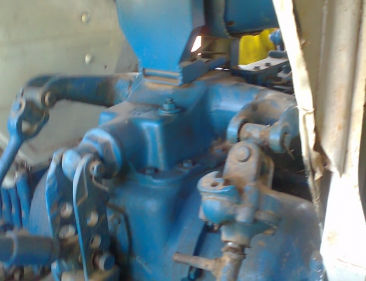 ขาย รถไถฟอร์ด 6600 T3 เครื่องแห้งดี รถไม่ค่อยได้ใช้ พร้อมผานหน้าหลัง ไม่มีเล่มทะเบียน ราคาต่อรองได้