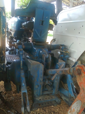 ขาย รถไถฟอร์ด 6600 T3 เครื่องแห้งดี รถไม่ค่อยได้ใช้ พร้อมผานหน้าหลัง ไม่มีเล่มทะเบียน ราคาต่อรองได้