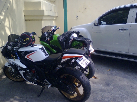 ประกาศขาย CBR400 Y89 ทะเบียนแท้ ประกาศขาย CBR400 Y89 ทะเบียนแท้