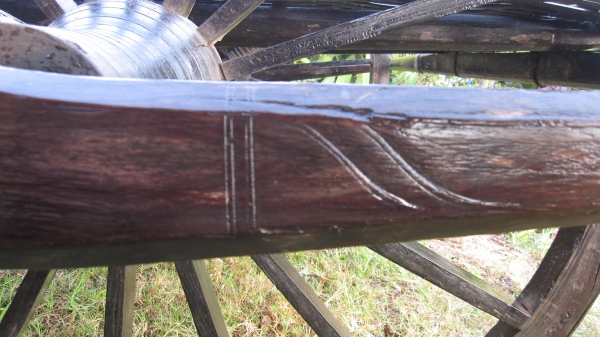 ขายเกวียนโบราณไม้พยุงทั้งหลังหลังนี้ขายแล้วครับตอนนี้มีมาใหม่อีก3หลังสนใจติดต่อ080-1696651 เกวียนสภาพดีพร้อมใช้งาน ปัจจุบันก้อใช้งานอยู่คับ มียุ3หลังด่วนๆๆๆเปิดที่หลังละ13000บาทราคาคุยกันได้ครับสนใจติดต่อ 0801696651ตลอด24ชั่วโมงคับ