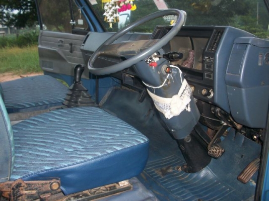 ขาย ISUZU 115 เสี่ยสั่งลุย เดิมๆสภาพป้ายแดง  ราคาต่อรองได้ครับ