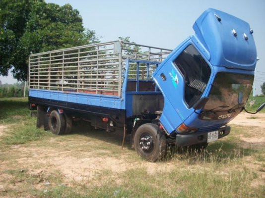 ขาย ISUZU NQR 120 ตัวพิเศษ คัชซีใหญ่ เฟืองท้ายใหญ่  ราคาต่อรองได้ครับ