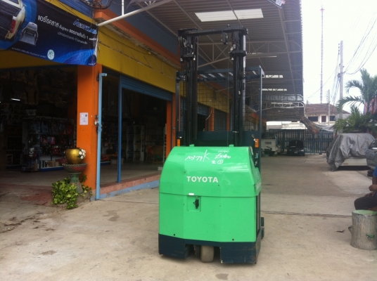 ขายฟอร์คลิฟต์ TOYOTA 7FBPR9  รุ่นใหม่สุด !!!! 1.0TON เสายกสูง 4 M รับประกันสวยที่สุดของรุ่นนี้ครับ !!!!  นำเข้าจากญี่ปุ่น ไม่เคยใช้งานในเมืองไทย!!!