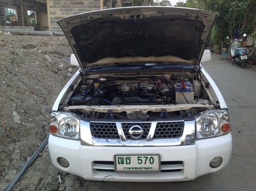 ขายnissanฟรอนเทียร์ปี2004วาง2jvvtiราคา209000