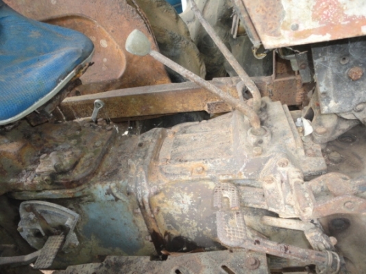 รถไถยี่ห้อแมสซี่ 275 มีเล่มทะเบียน มียางให้สองเส้น คุณแมน จ. อยุธยา มัดจำมา 10,000 บาท แล้วค่ะ รถไถยี่ห้อแมสซี่ 275 มีเล่มทะเบียน มียางให้สองเส้น คุณแมน จ. อยุธยา มัดจำมา 10,000 บาท แล้วค่ะ