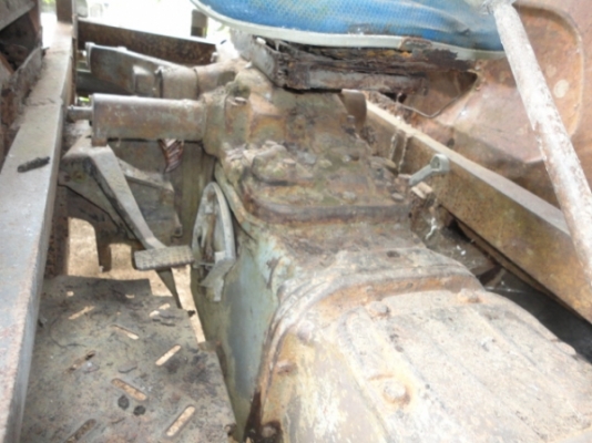 รถไถยี่ห้อแมสซี่ 275 มีเล่มทะเบียน มียางให้สองเส้น คุณแมน จ. อยุธยา มัดจำมา 10,000 บาท แล้วค่ะ รถไถยี่ห้อแมสซี่ 275 มีเล่มทะเบียน มียางให้สองเส้น คุณแมน จ. อยุธยา มัดจำมา 10,000 บาท แล้วค่ะ