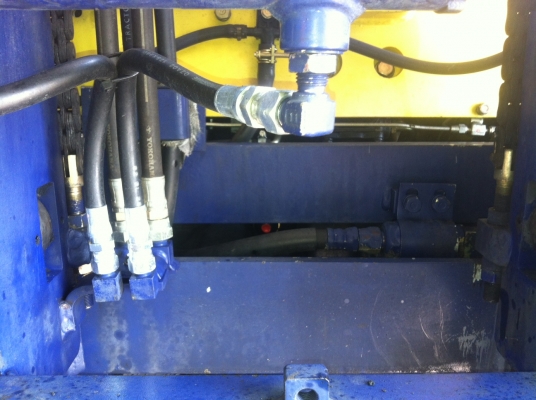 ขายฟอร์คลิฟต์ KOMATSU 2.0 TON  เสายกสูง 4 M  SIDE SHIFT ขอบคุณมากครับคุณกฤต อุดรธานี เราบริการจัดส่งให้ถึงที่ครับ ขอบคุณทุกๆกำลังใจครับ