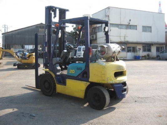 ขายฟอร์คลิฟต์ KOMATSU 2.0 TON  เสายกสูง 4 M  SIDE SHIFT ขอบคุณมากครับคุณกฤต อุดรธานี เราบริการจัดส่งให้ถึงที่ครับ ขอบคุณทุกๆกำลังใจครับ