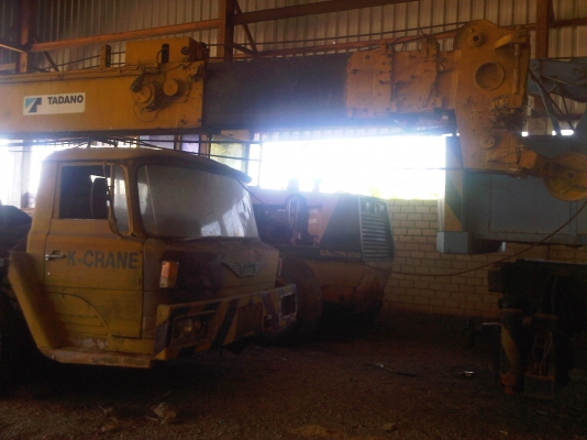 ขายรถเครน 25 ตัน 12 ล้อ TADANO TL-251(ตามสภาพ) ขายรถเครน 25 ตัน 12 ล้อ TADANO TL-251(ตามสภาพ)