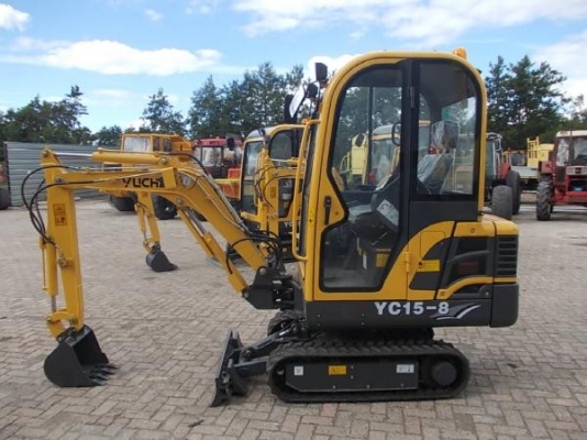 YUCHAI รถขุดจีนที่ขายดีในอเมริกาYC15-8รถใหม่ราคาเริ่มต้นที่481000บาท