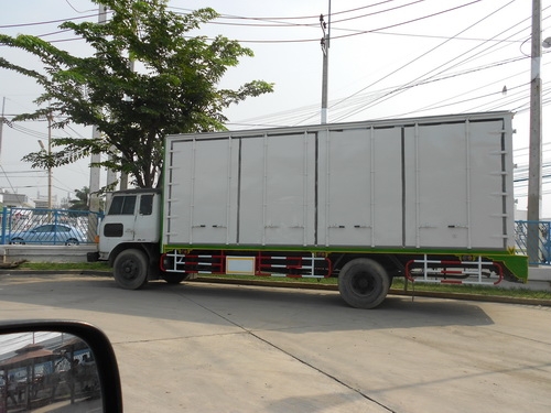 ขายหกล้อ HINO EH700 ตู้10บาน 7.20เมตร 675000 ขายหกล้อ HINO EH700 ตู้10บาน 7.20เมตร 675000