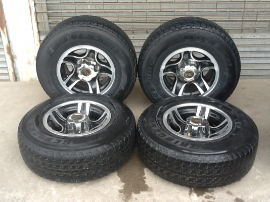 ขายล้อยกสูง 8.5x15 -28 5รู114 พร้อมยาง