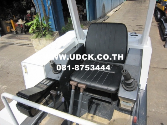 ขายรถขุดเล็ก MITSUBISHI รุ่น ME30 แทร็กเหล็ก มือสองญี่ปุ่น