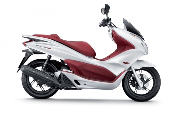 ขายมอเตอร์ไซค์ฮอนด้า PCX 150cc สีขาวแดง