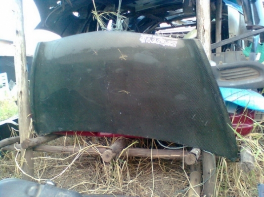 ฝากระโปรงหน้าแจ๊ส ตัวแรก