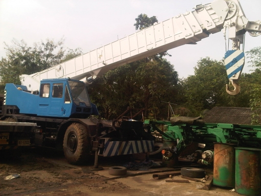 ขายรถเครน 4 ล้อ KOBELCO 45 ตัน