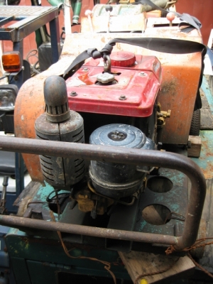 ขาย-เครื่องยิงปูนแรงดันสูง สำหรับยิงปูนฉาบ/ปูนทราย ของเก่านอกแท้ ขาย-เครื่องยิงปูนแรงดันสูง สำหรับยิงปูนฉาบ/ปูนทราย ของเก่านอกแท้