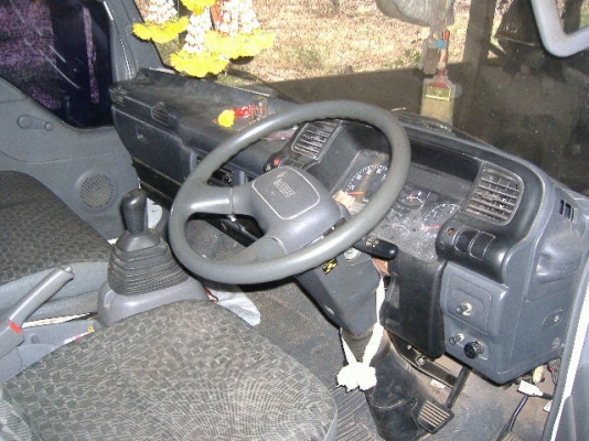 NQR เครื่อง 4HE1 ปี 51 800000 บาท ขายเอาทุน NQR เครื่อง 4HE1 ปี 51 800000 บาท ขายเอาทุน