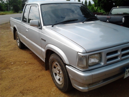 ขาย กระบะแค็ป MAZDA B2500 Thunder ปี40/97 เครื่องมังกรดำ แ่น่นๆไม่หลวม เกียร์ตรงภายในดี แอร์เย็น ช่วงล่างนิ่ม คัสซีสวย กระบะไม่ผุ สีเก็บมาแล้ว***ขายแล้วครับ ขอบคุณ Truck2hand