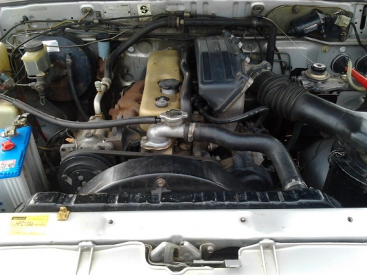 ขาย กระบะแค็ป MAZDA B2500 Thunder ปี40/97 เครื่องมังกรดำ แ่น่นๆไม่หลวม เกียร์ตรงภายในดี แอร์เย็น ช่วงล่างนิ่ม คัสซีสวย กระบะไม่ผุ สีเก็บมาแล้ว***ขายแล้วครับ ขอบคุณ Truck2hand