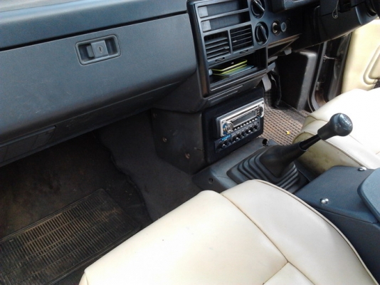 ขาย กระบะแค็ป MAZDA B2500 Thunder ปี40/97 เครื่องมังกรดำ แ่น่นๆไม่หลวม เกียร์ตรงภายในดี แอร์เย็น ช่วงล่างนิ่ม คัสซีสวย กระบะไม่ผุ สีเก็บมาแล้ว***ขายแล้วครับ ขอบคุณ Truck2hand