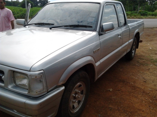 ขาย กระบะแค็ป MAZDA B2500 Thunder ปี40/97 เครื่องมังกรดำ แ่น่นๆไม่หลวม เกียร์ตรงภายในดี แอร์เย็น ช่วงล่างนิ่ม คัสซีสวย กระบะไม่ผุ สีเก็บมาแล้ว***ขายแล้วครับ ขอบคุณ Truck2hand