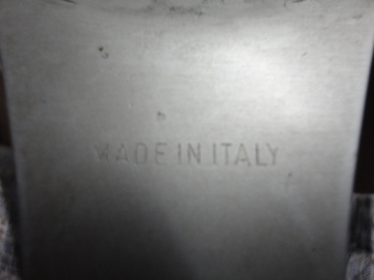 พวงมาลัยไม้  PERSONAL MADE IN ITALY1000 บาท