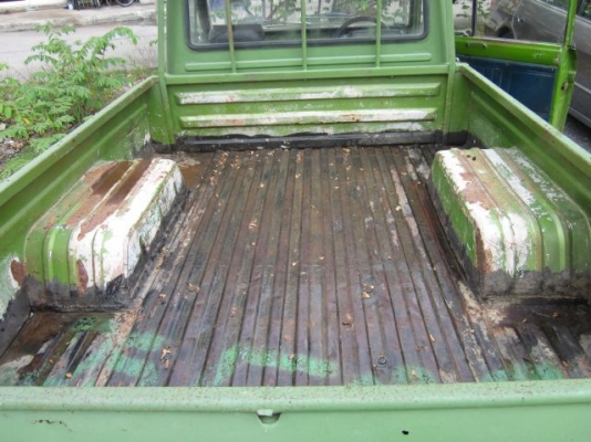 Datsun 520 ปี 2510 สภาพดี ติดแก๊ส LPG มีแอร์ ราคาไม่แรง