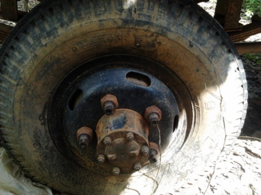 ขาย แต๋น 4 ล้อ ช่วงล่างใหญ่ คัสซีหน้า5 ยางดี คานหน้าเดิม หลังของ6ล้อ100แรง เกียร์ JK รถจอดต้องเช็ค ขาย ตามสภาพ  ***ขายแล้วครับ ขอบคุณTruck2hand