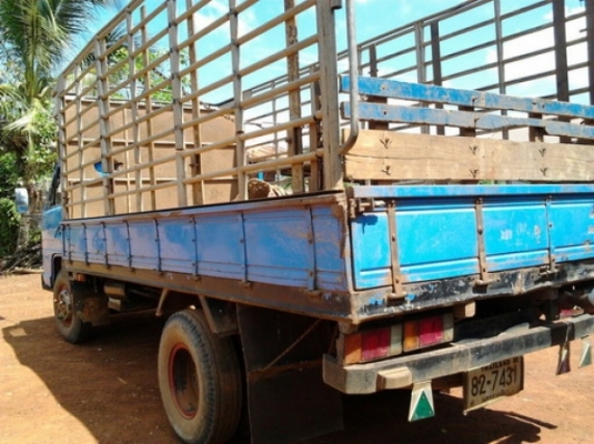 6ล้อ อีสุ 115 แรงปี 31คัสซี 7xxxx 4BD1 115 ไอดีโต Fหลัง ยาง8.25 ยางดี คัสซีสวย ไม่ผุ วางเหล็บเสริมบนหนา1นิ้ว ***ขายแล้วครับ ขอบคุณTruck2hand