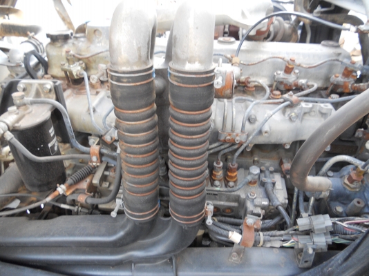 ขายด่วน  FUSO 627 เครื่อง 220แรงม้า, 10 เกียร์ low-hight ,มีระบบลากพ่วงครบชุด, ,กระบะดั้มสามมิตร ยาง 70\%, แอร์พร้อม