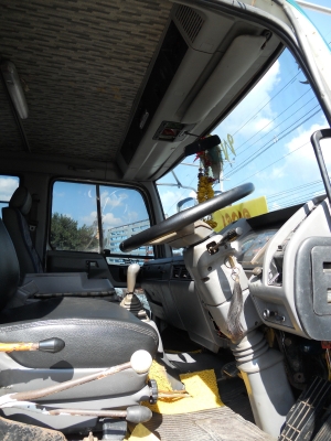 ขายด่วน HINO FN3H เครื่อง JO8C 220แรงม้า, 6เกียร์เดินหน้า มี slowกลาง ช่วงล่างZM 10 น็อต,เบรคใหญ่,ดั้มสมามิตร,มีระบบลากพ่วงครบชุด,ยาง 80\% เรเดียนทั้ง10เส้น, แอร์พร้อม ขายด่วน HINO FN3H เครื่อง JO8C 220แรงม้า, 6เกียร์เดินหน้า มี slowกลาง ช่วงล่างZM 10 น็อต,เบรคใหญ่,ดั้มสมามิตร,มีระบบลากพ่วงครบชุด,ยาง 80\% เรเดียนทั้ง10เส้น, แอร์พร้อม